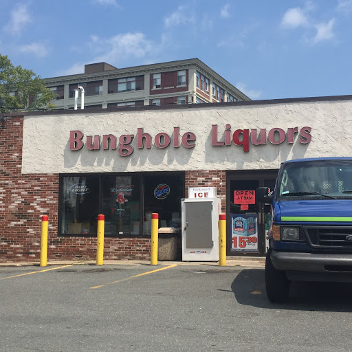 Bunghole Liquors, 79 Lowell St, Peabody, MA 01960, USA, 