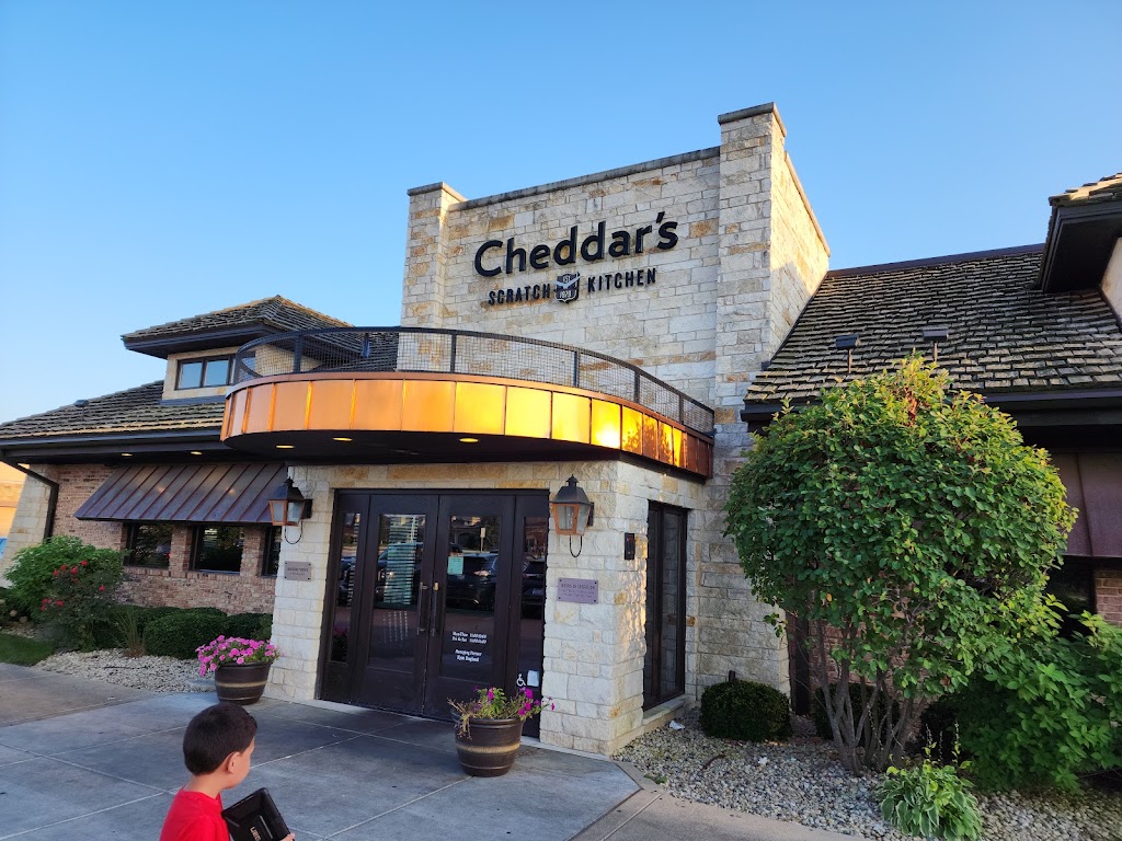 Cheddar's Scratch Kitchen 53158