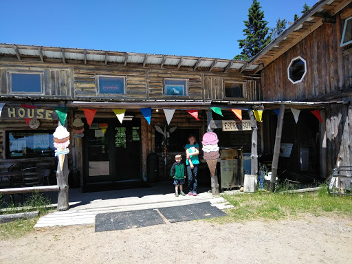 Dancing Crane Coffee House, 12072 W Lakeshore Dr, Brimley, MI 49715, USA, 