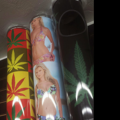 Tobacco Shop «The Smoke Shop», reviews and photos, 7210 Fruitridge Rd, Sacramento, CA 95820, USA