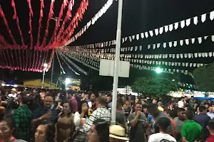 Praça Valmir Matos - local de Festa e Esportes image