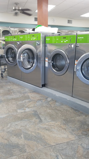 Laundry Service «Wash World Coin Laundry», reviews and photos, 1600 6th St SE, Winter Haven, FL 33880, USA