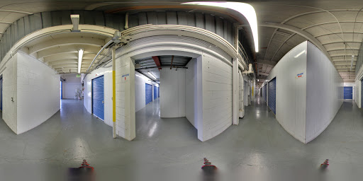 Self-Storage Facility «US Storage Centers», reviews and photos, 3708 Clifton Pl, Montrose, CA 91020, USA