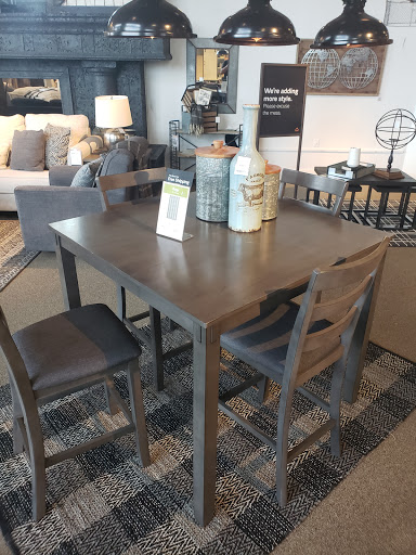 Furniture Store «Ashley HomeStore», reviews and photos, 7900 US Hwy 19 N, Pinellas Park, FL 33781, USA