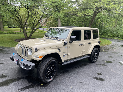 Car Dealer «Gurnee Chrysler Jeep Dodge Ram», reviews and photos, 7255 Grand Ave, Gurnee, IL 60031, USA