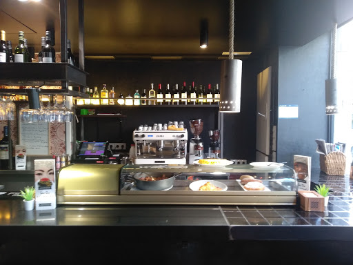 Información y opiniones sobre La Guarida de Narváez de Madrid