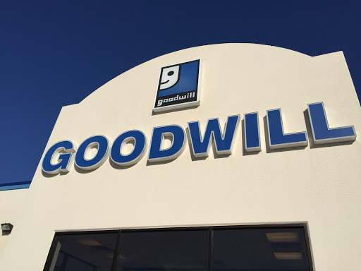 Donations Center «Goodwill Store and Donation Center», reviews and photos