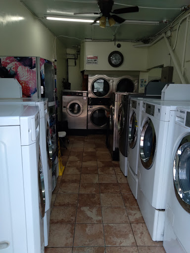 Laundromat «Clean All Laundromat & Dry Cleaner», reviews and photos, 5150 Wilson Blvd, Arlington, VA 22205, USA