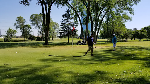 Golf Course «Centerbrook Golf Course», reviews and photos, 5500 Lilac Dr, Brooklyn Center, MN 55430, USA