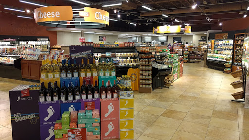 Supermarket «Giant Eagle Supermarket», reviews and photos, 27264 Lorain Rd, North Olmsted, OH 44070, USA