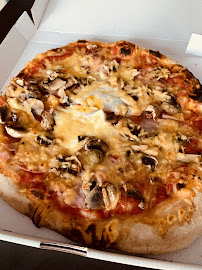 Plats et boissons du Pizzeria NONO PIZZA (rond point des cascades devant le camping) à Trévoux - n°7