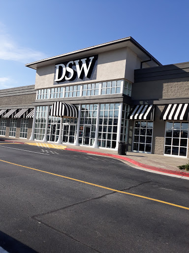 Shoe Store «DSW Designer Shoe Warehouse», reviews and photos, 840 Ernest W Barrett Pkwy NW, Kennesaw, GA 30144, USA