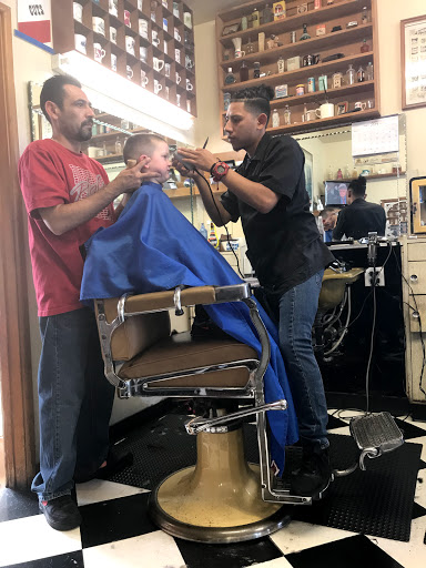 Barber Shop «Belleview Barber Shop», reviews and photos, 2346 E Fairmount Ave, Phoenix, AZ 85016, USA