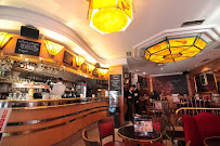 Atmosphère du Restaurant français Café de l'Olympia à Paris - n°3