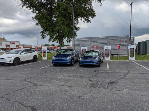Electric vehicle charging station Norfolk