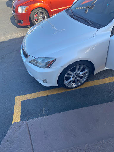 Car Dealer «Lakeside Auto Brokers», reviews and photos, 1331 S Tejon St, Colorado Springs, CO 80905, USA