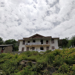 Sun And Snow Cottage photo