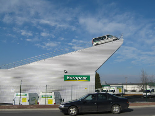 Agence de location de voitures Europcar - Location voiture & camion - Angoulême Ville L'Isle-d'Espagnac