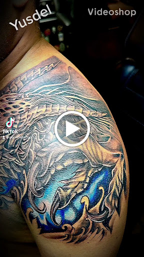 Explore fire and air tattoo ideas, creative tattoo ideas in Miami, available at Por vida tattoos