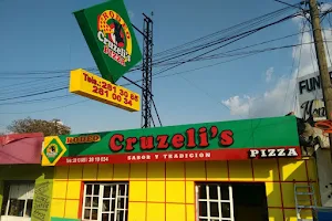 Rodeo Cruzeli's pizza image
