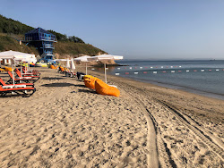 Foto de Rosenets beach com muito limpo nível de limpeza