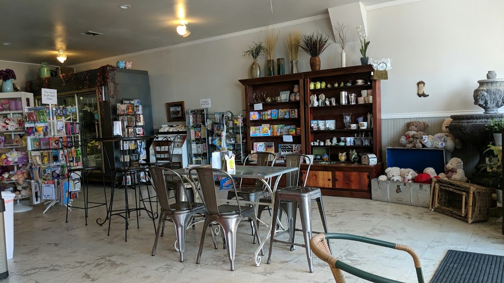 Red Rooster Sandwich Shop 81641