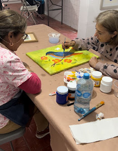 Cursos de Pintura Esquina con Chihuahua, Av. Nainari 526, Centro, Urb. No. 4, 85000 Cdad. Obregón, Son., México