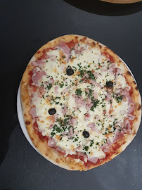Photos du propriétaire du Pizzeria Pizza Vallon à Saint-Christophe-Vallon - n°9