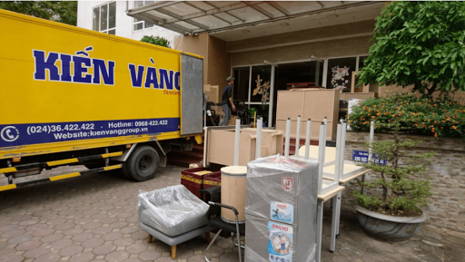 Công ty Cổ phần Kiến Vàng Moving