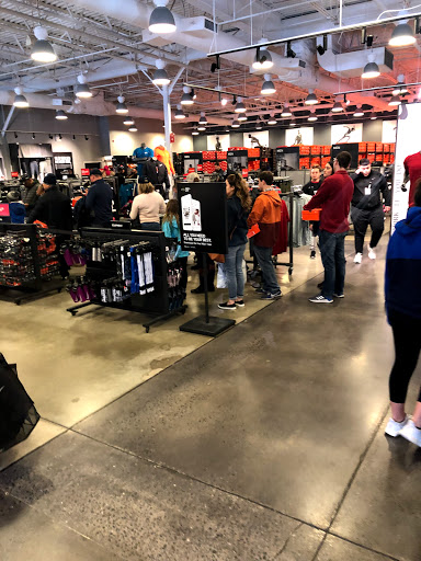 Sporting Goods Store «Nike Factory Store», reviews and photos, 20 Killingworth Tpke #155, Clinton, CT 06413, USA