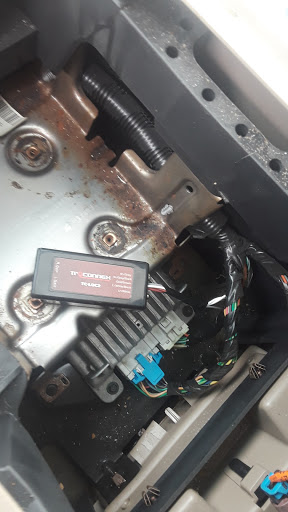 Car Stereo Store «Automotive Electronics», reviews and photos, 1928 51st St NE, Cedar Rapids, IA 52402, USA