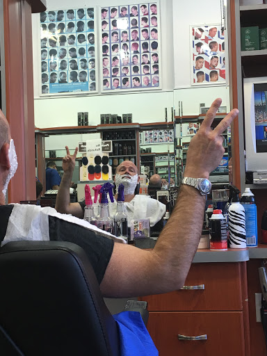 Barber Shop «David Barbershop», reviews and photos, 194 Court St, Brooklyn, NY 11201, USA