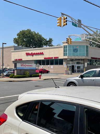 Drug Store «Walgreens», reviews and photos, 699 Broadway, Bayonne, NJ 07002, USA