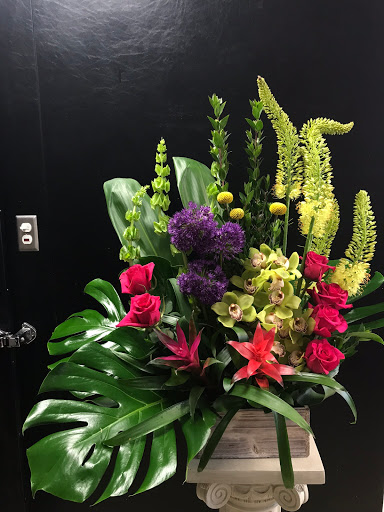 Florist «Tiger Lily Flowers», reviews and photos, 569 Cedar Ln, Teaneck, NJ 07666, USA