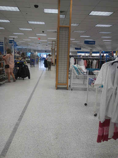 Clothing Store «Ross Dress for Less», reviews and photos, 1500 Almonesson Rd, Deptford Township, NJ 08096, USA