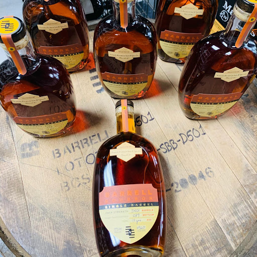 Liquor Store «Ranch Acres Wine & Spirits», reviews and photos, 3324 E 31st St, Tulsa, OK 74135, USA