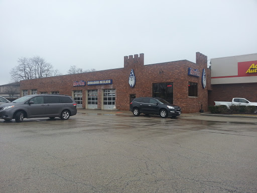 Auto Repair Shop «Merlin 200,000 Mile Shops», reviews and photos, 983 E 9th St, Lockport, IL 60441, USA
