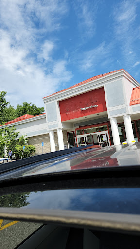 Office Supply Store «Staples», reviews and photos, 659 Worcester Rd, Framingham, MA 01701, USA