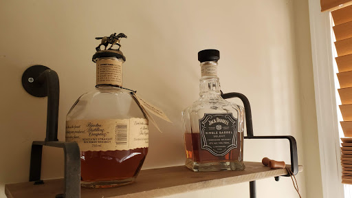 Liquor Store «Mableton Bottle Shop», reviews and photos, 757 Veterans Memorial Hwy SW, Mableton, GA 30126, USA