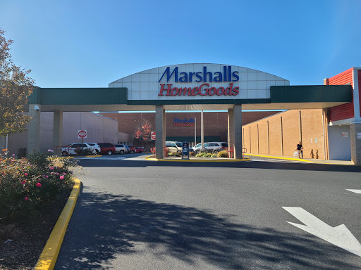 Shopping Mall «Lehigh Shopping Center», reviews and photos, W Union Blvd, Bethlehem, PA 18018, USA