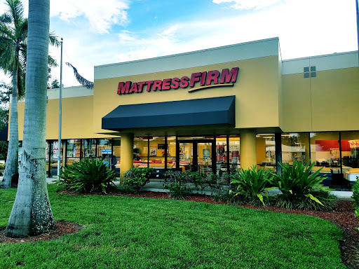 Mattress Firm Jupiter West, 6767 W Indiantown Rd, Jupiter, FL 33458, USA, 