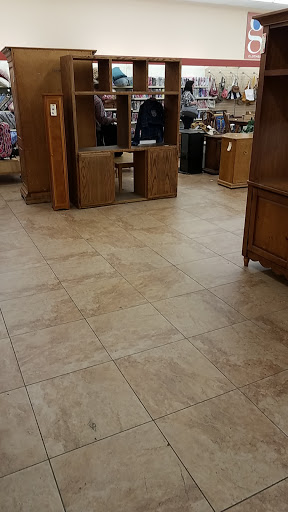 Thrift Store «Goodwill», reviews and photos, 526 W Foothill Blvd, Glendora, CA 91741, USA