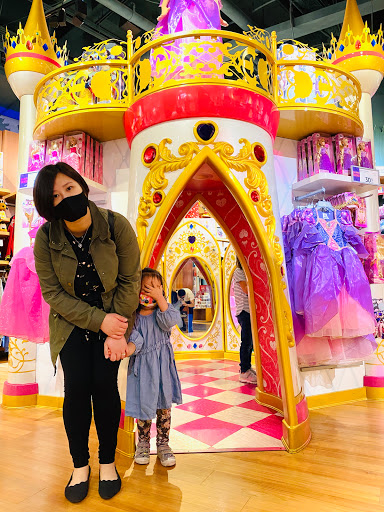 Toy Store «Disney Store», reviews and photos, 1961 Chain Bridge Rd, McLean, VA 22102, USA