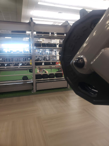 Gym «LA Fitness», reviews and photos, 44777 Mound Rd, Sterling Heights, MI 48314, USA