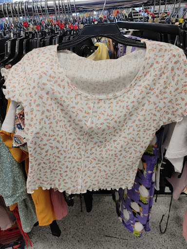 Clothing Store «Ross Dress for Less», reviews and photos, 4646 S Cooper St, Arlington, TX 76017, USA