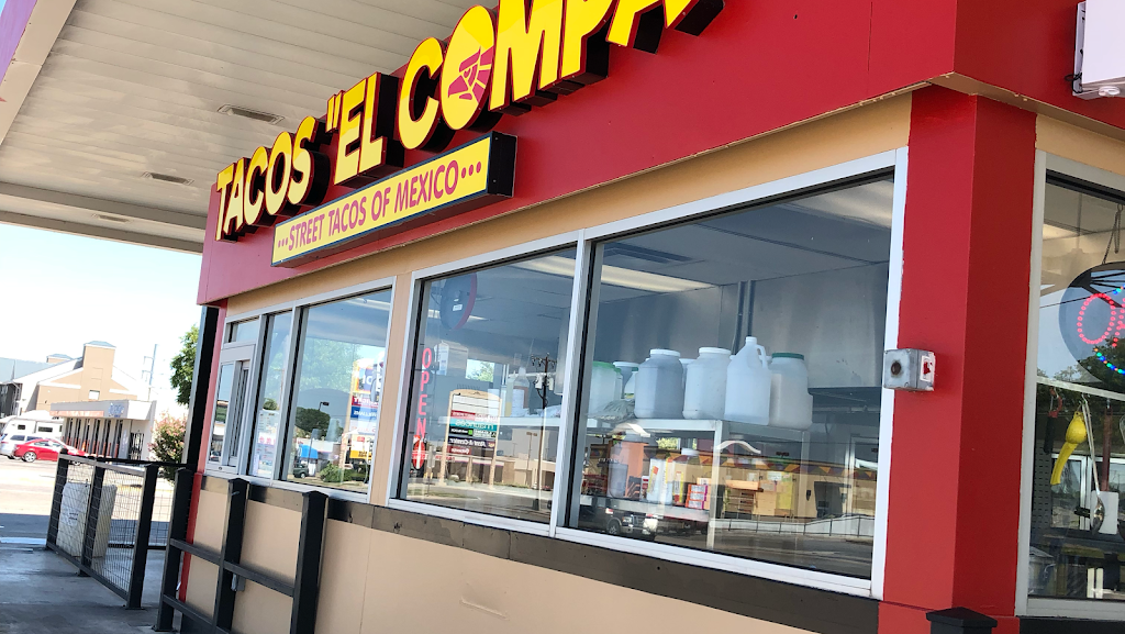 Tacos “El Compa” 76801