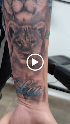 Find marilyn monroe tattoo ideas for your next unique tattoo in Springfield at Red Tip Tattoos