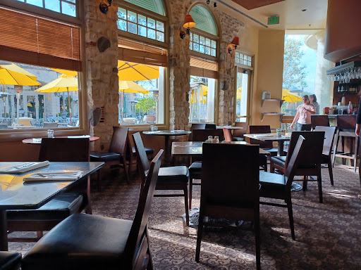 Shopping Mall «The Commons at Calabasas», reviews and photos, 4799 Commons Way, Calabasas, CA 91302, USA