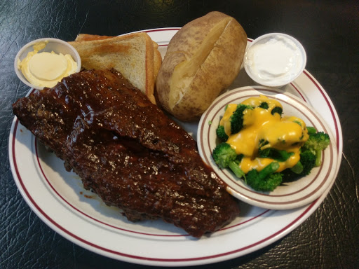 Bar & Grill «Hoosier Bar & Grill», reviews and photos, 4645 W Richland Plaza Dr, Bloomington, IN 47404, USA