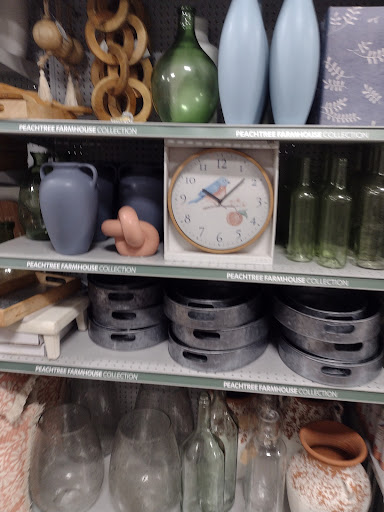 Home Goods Store «At Home», reviews and photos, 301 SouthTowne East Mall Dr, Wichita, KS 67207, USA